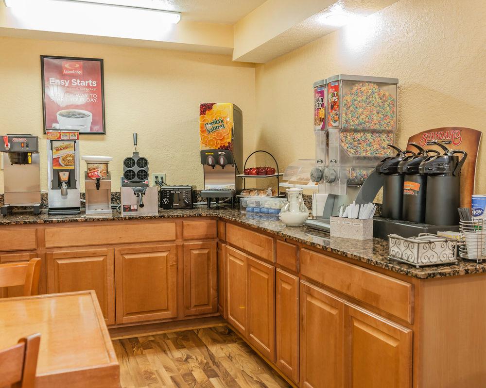 Econo Lodge Cloverdale Luaran gambar