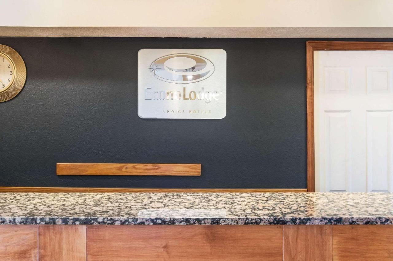 Econo Lodge Cloverdale Luaran gambar